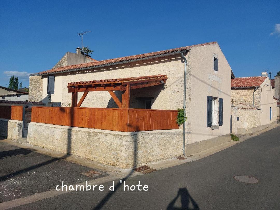 Chambre individuelle de Charme avec Patio et Parking Cisse Extérieur photo
